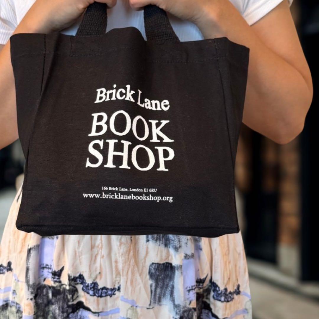 London Brick Lane Bookshop ブリックレーン キューブ マチ付き バッグ